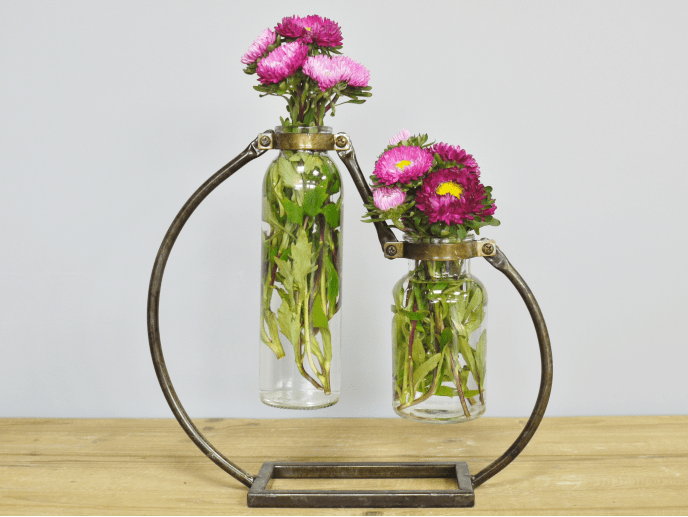 Vases en métal et verre style industriel