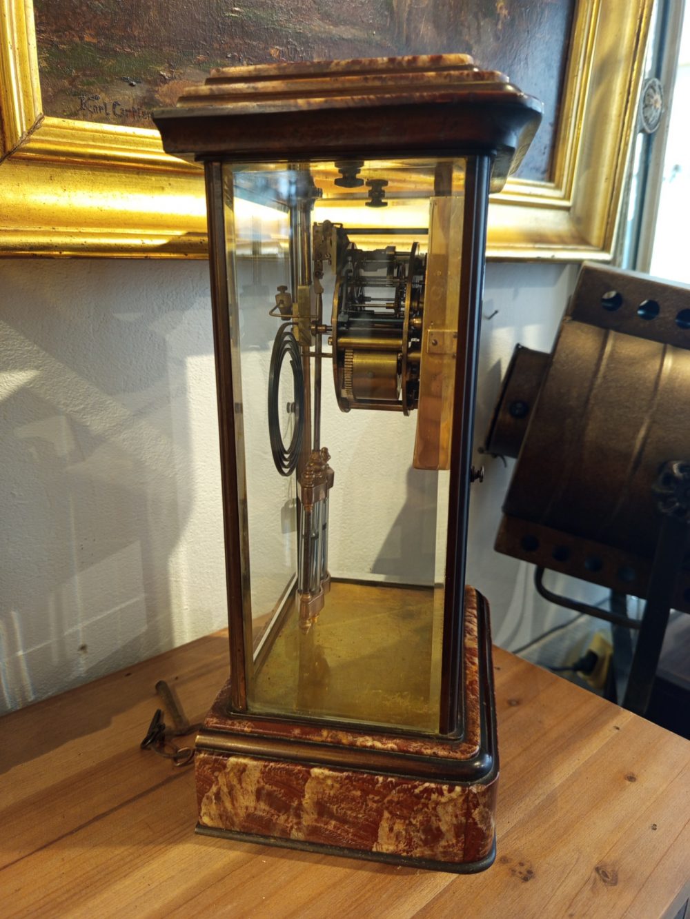 Pendule Cage Vitrée A Sonnerie Sur Gong – Image 3