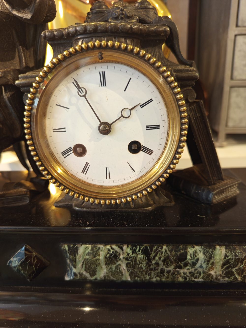Pendule De Cheminée En Marbre Et Régule – Image 4