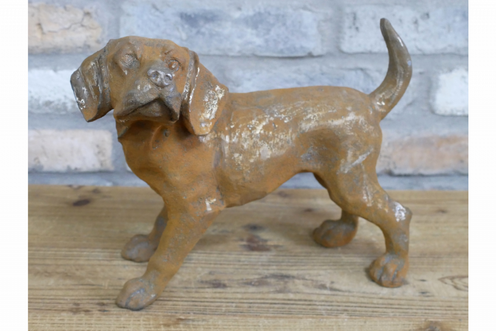 Petit chien en fonte finition vieillie